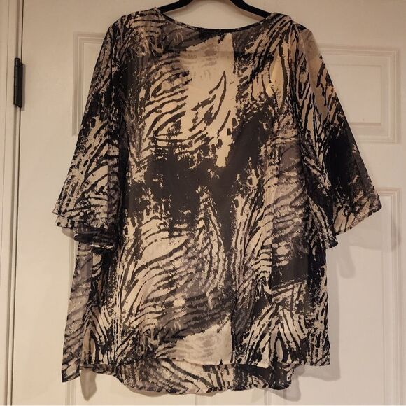 AGB black and beige patterned blouse 2x - Picture 4 of 5